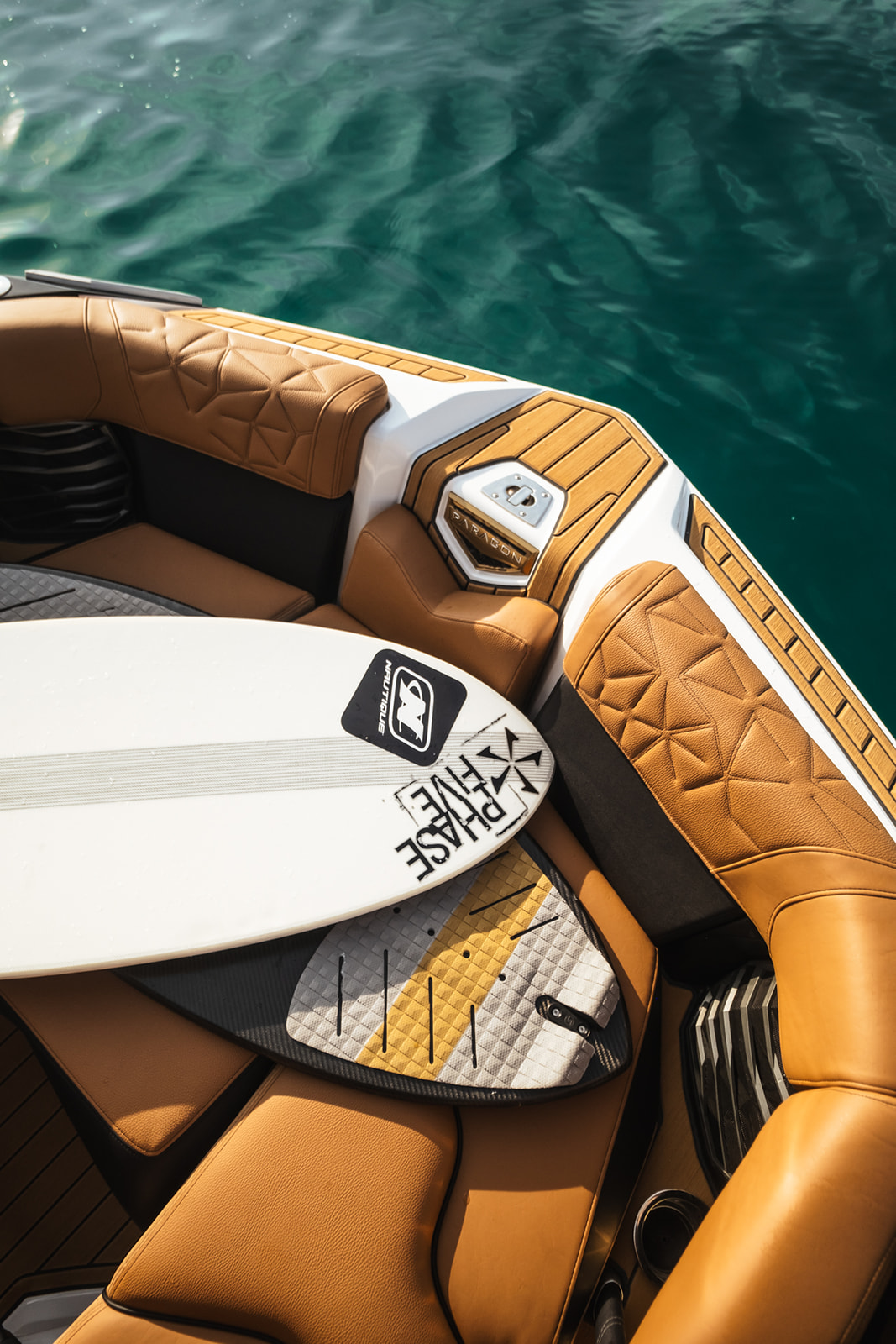 Nautique G23